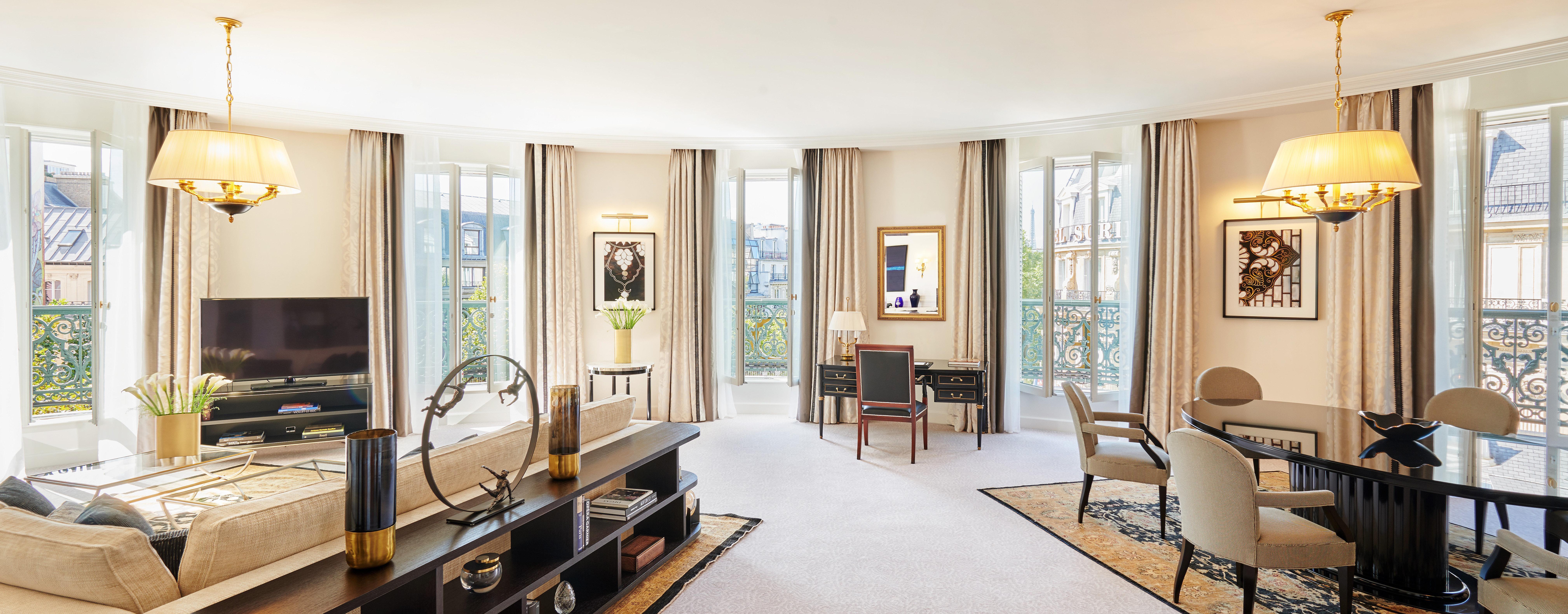 Intercontinental Paris Le Grand By Ihg Hotel Екстериор снимка Suite at the Mandarin Oriental Paris
