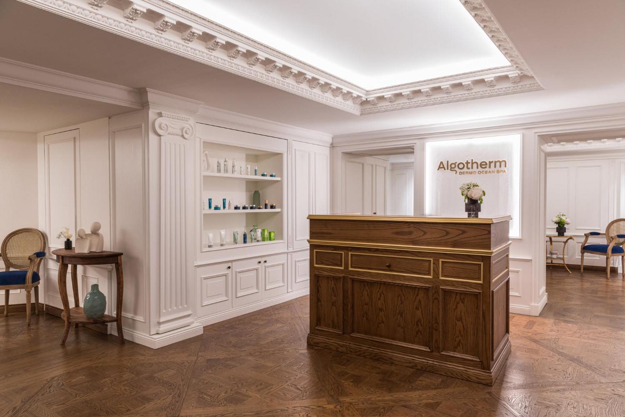 Intercontinental Paris Le Grand By Ihg Hotel Екстериор снимка Alephernm