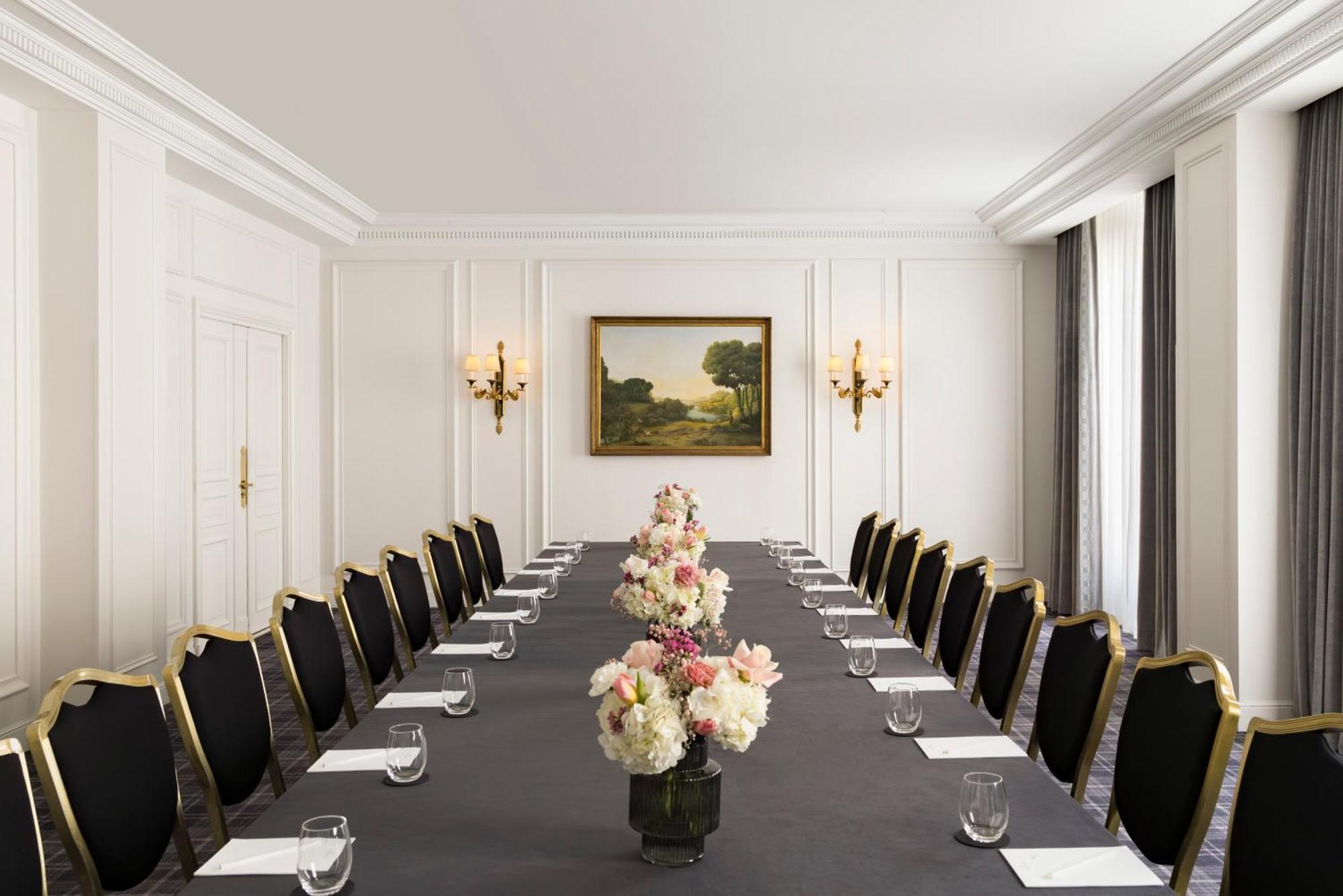 Intercontinental Paris Le Grand By Ihg Hotel Екстериор снимка